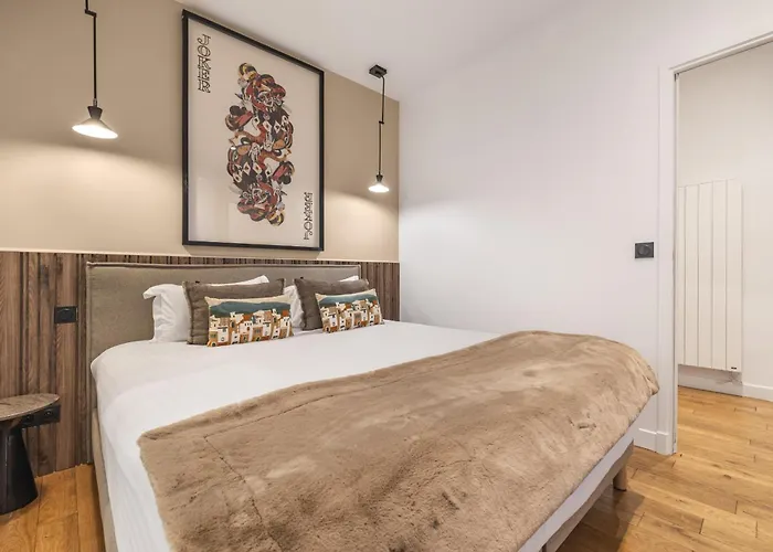 Apartment Quinte Flush Paris